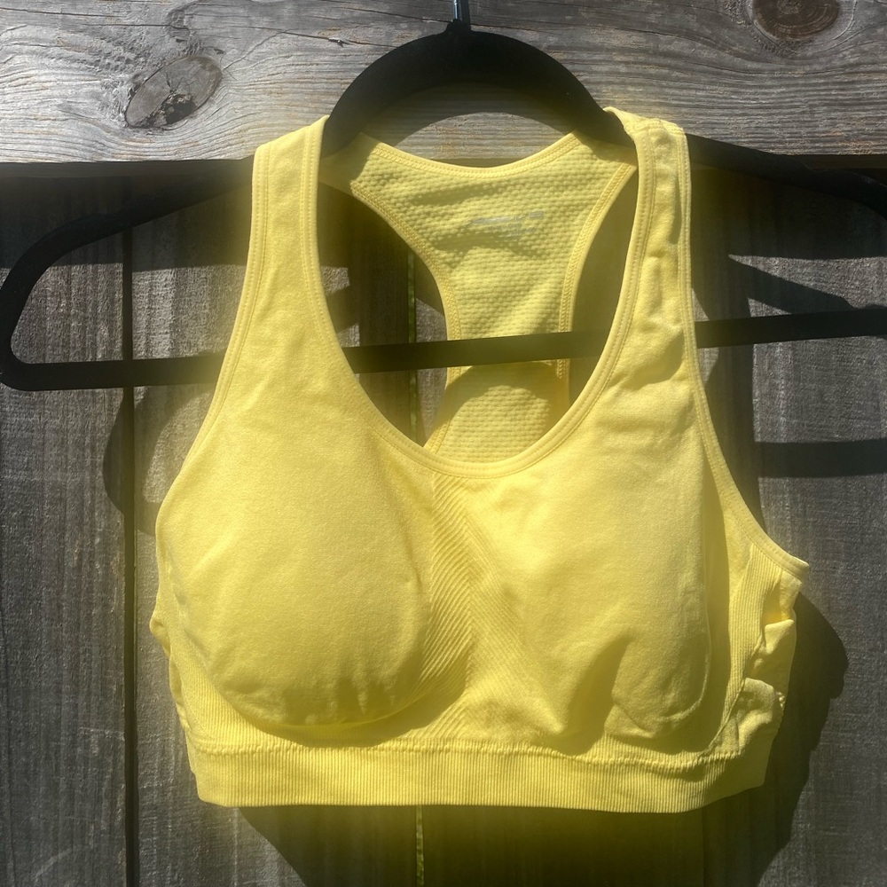 3/$25 Active USA Butter Yellow Sports Bra